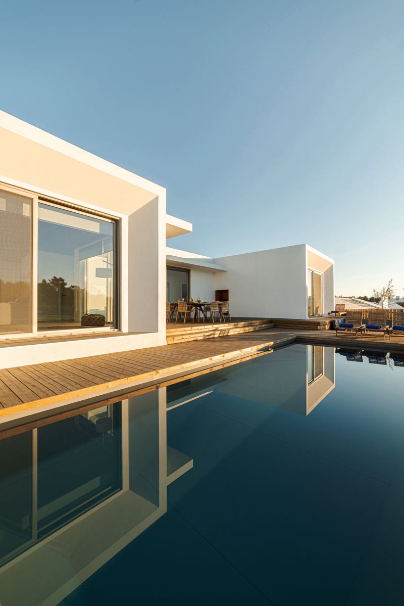 modern-villa-with-pool-and-deck-UNPAA7M.jpg